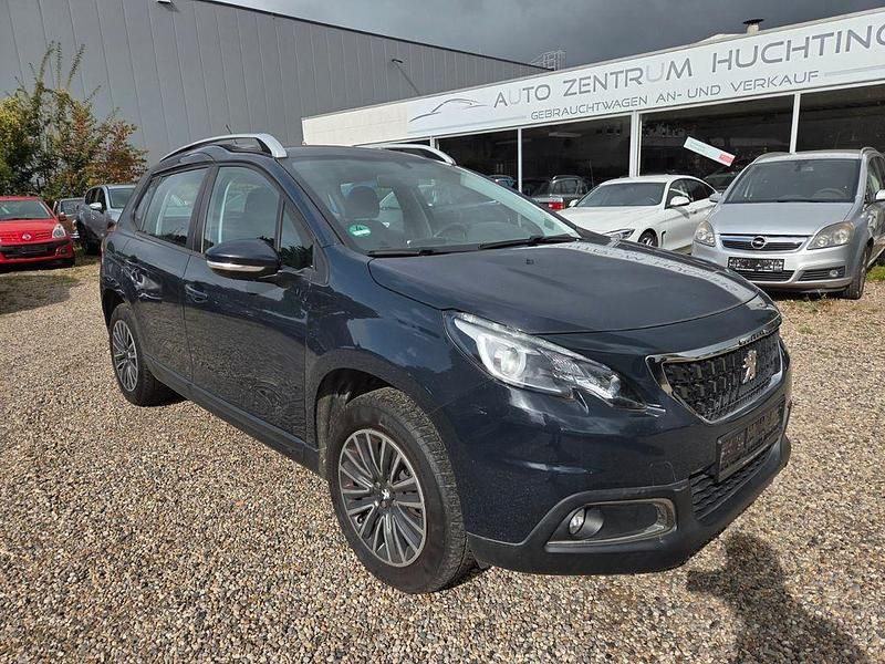 Gris hurricane Gebraucht 2019 Peugeot 2008 Active SUV | 7.750 € (Superpreis) - Bild 1/4