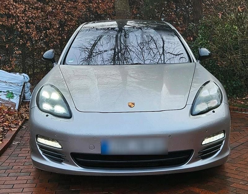 Gebraucht Porsche Panamera 4 300 PS (220 kW) 2010 Silber Limousine