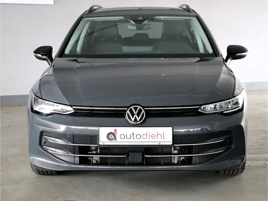Gebraucht VW Golf VIII Goal 150 PS (110 kW) 2025 Grau Kombi