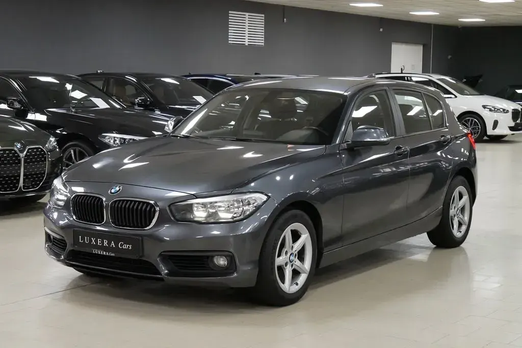 Gebraucht BMW 118 Advantage 150 PS (110 kW) 2016 Grau Kleinwagen