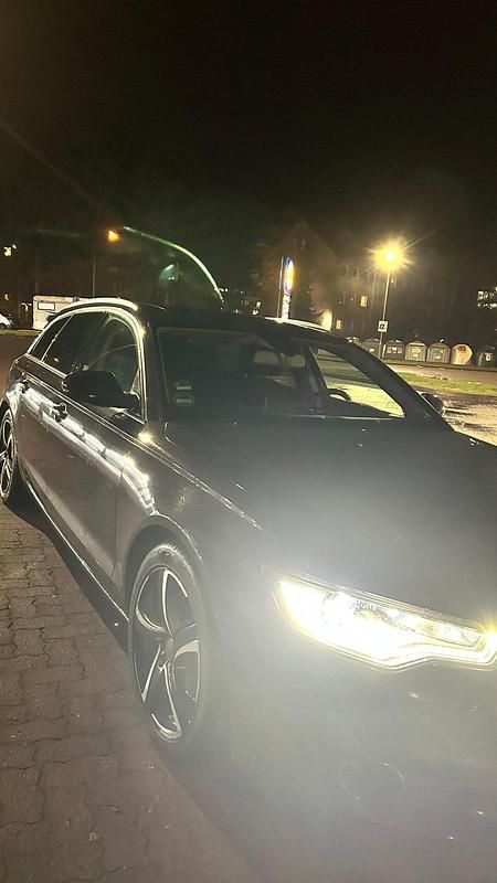 Gebraucht Audi A6 Comfort 204 PS (150 kW) 2012 Grau Kombi