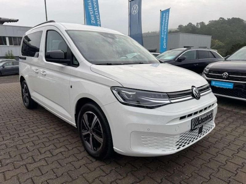 Gebraucht VW Caddy Life 114 PS (83 kW) 2024 Candyweiß Van / Kleinbus