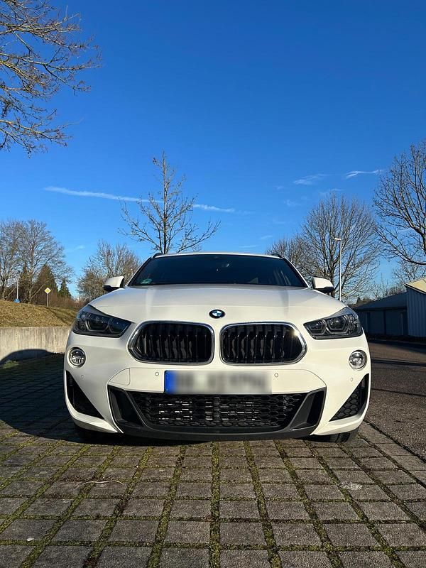 Weiß Gebraucht 2020 BMW X2 SUV | 19.500 € (Fairer Preis) - Bild 1/4