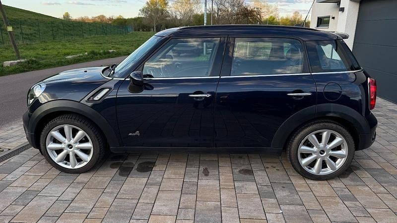 Second-hand Mini Cooper SD 143 CP (105 kW) 2013 Albastru Hatchback