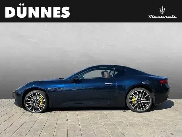 Gebraucht Maserati Granturismo 491 PS (361 kW) 2023 Blu nobile Coupé