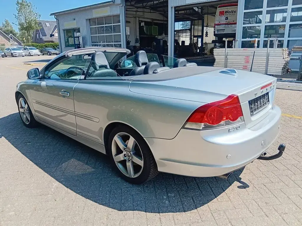 Gebraucht Volvo C70 Momentum 179 PS (131 kW) 2009 Silber Cabrio