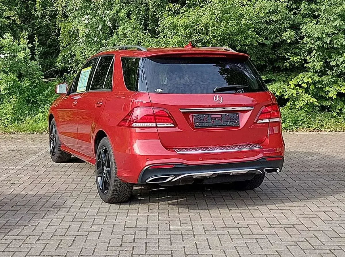 Gebraucht Mercedes GLE350 258 PS (189 kW) 2017 Hyazinthrot SUV