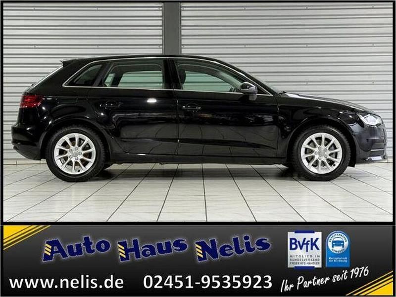 Gebraucht Audi A3 Attraction 110 PS (80 kW) 2014 Schwarz Kombi