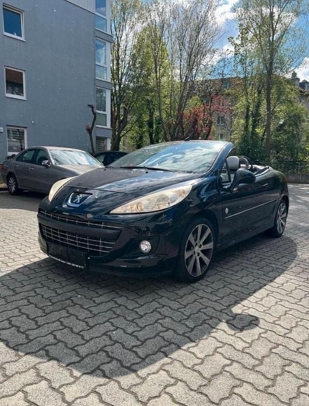 Schwarz Gebraucht 2012 Peugeot 207 CC Roland Garros Cabrio | 1.899 € (Superpreis) - Bild 1/4