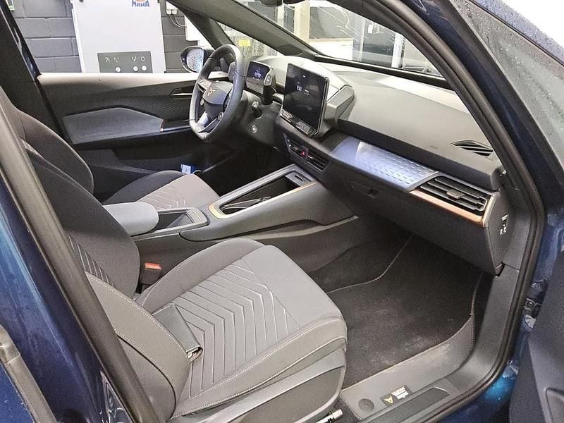 Gebraucht Cupra Born 169 kW (231 PS) 2023 Azul lava Kleinwagen