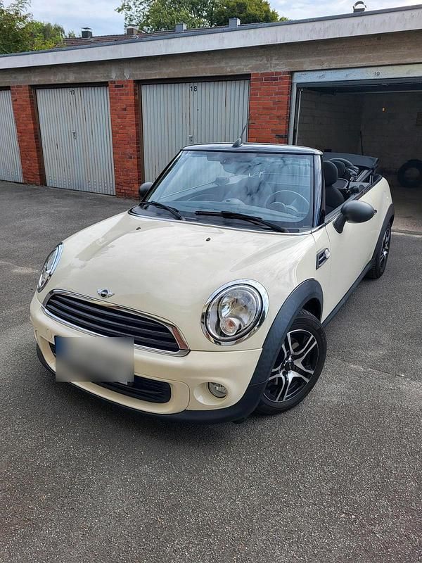 Weiß Gebraucht 2013 Mini Cooper Cabriolet Cabrio | 10.000 € (Fairer Preis) - Bild 1/4