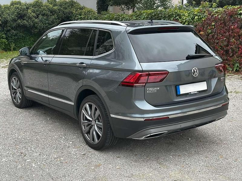 Gebraucht VW Tiguan Allspace Highline 190 PS (139 kW) 2018 Grau SUV