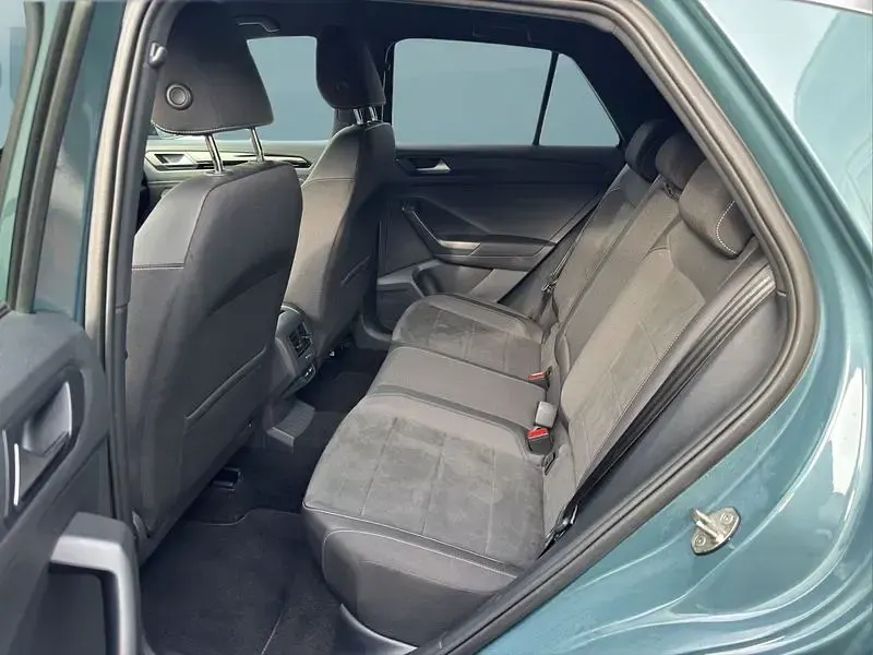 Gebraucht VW T-Roc 110 PS (80 kW) 2023 Blau SUV
