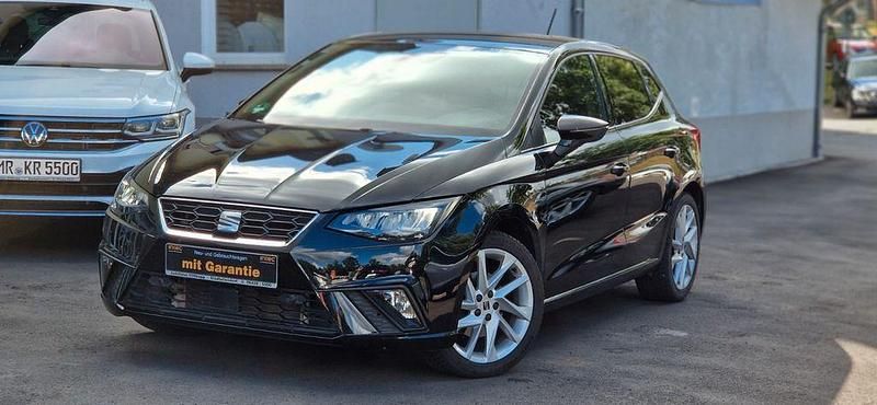Schwarz Gebraucht 2021 Seat Ibiza FR Limousine | 16.495 € (Fairer Preis) - Bild 1/4