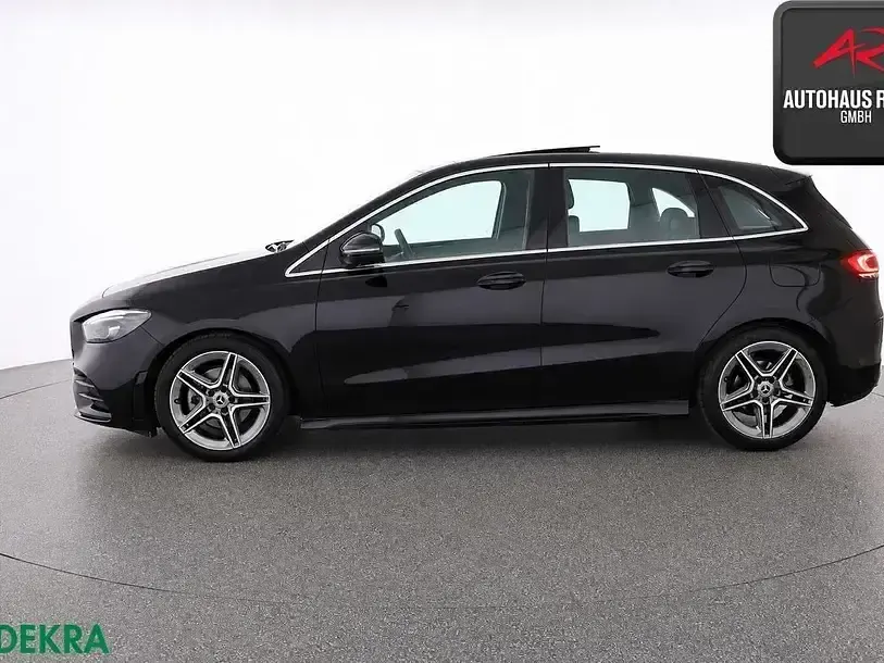 Gebraucht Mercedes B180 AMG 116 PS (85 kW) 2023 Schwarz Kleinwagen