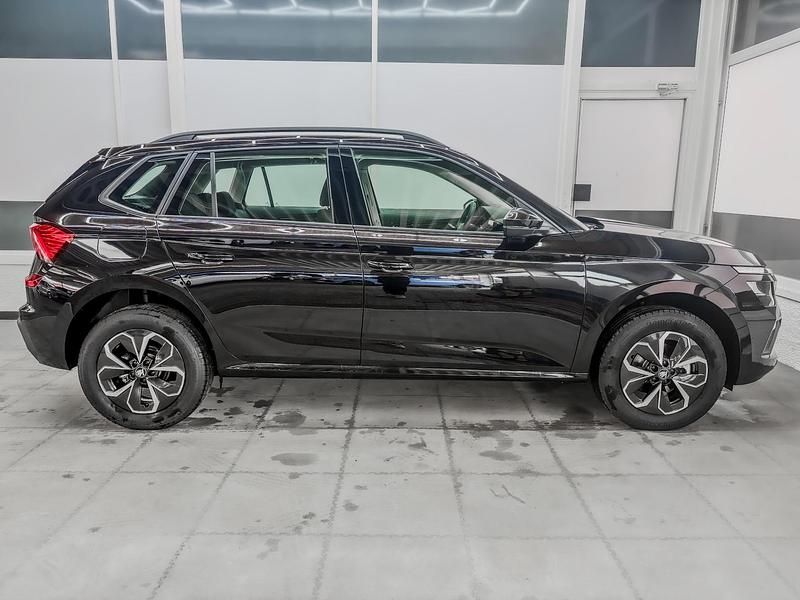 Neu Skoda Kamiq Easy 116 PS (85 kW) 2026 Schwarz metallic SUV