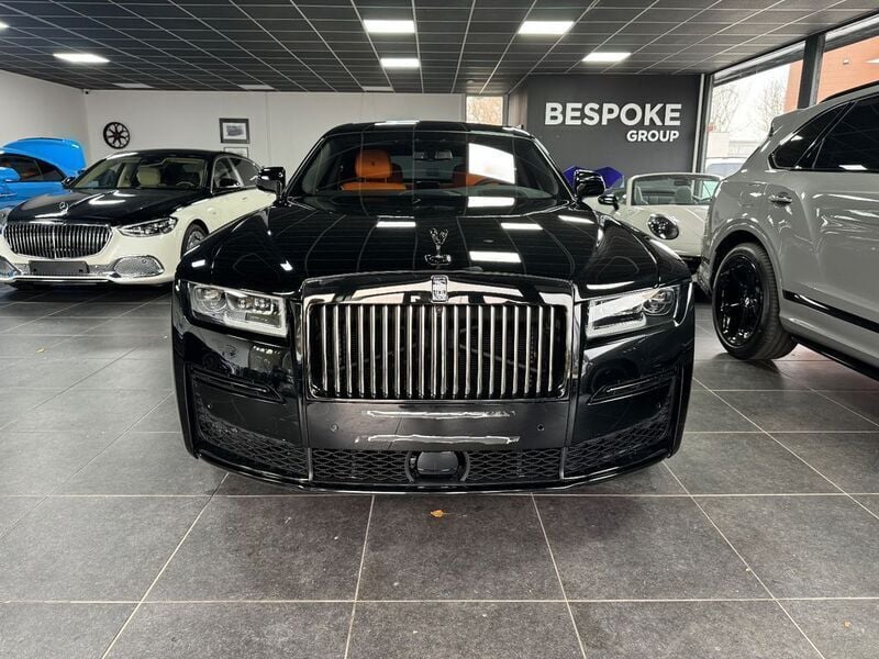 Schwarz Neu 2025 Rolls Royce Ghost Limousine | 449.000 € (Fairer Preis) - Bild 1/4