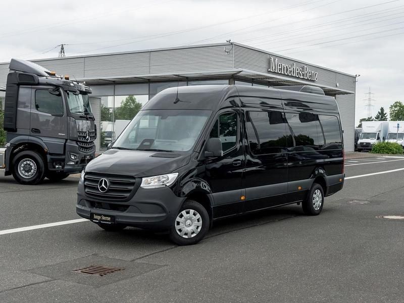 Tiefschwarz Gebraucht 2024 Mercedes Sprinter Van | 58.450 € - Bild 1/4