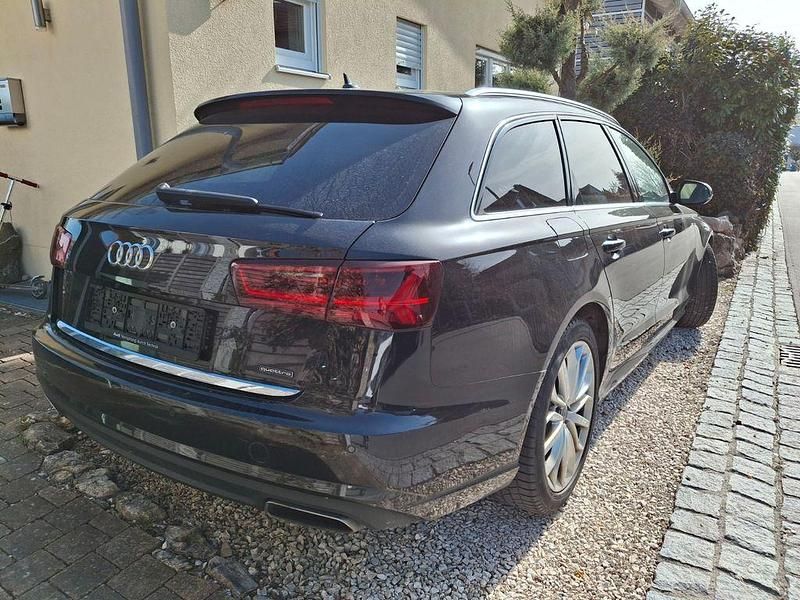 Gebraucht Audi A6 Ambiente 320 PS (235 kW) 2015 Schwarz Kombi