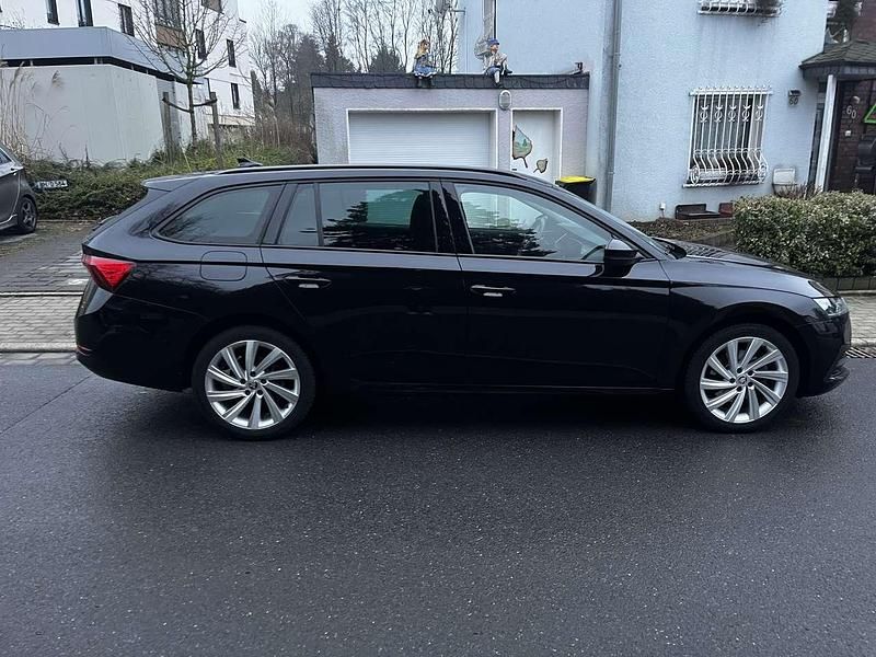 Gebraucht Skoda Octavia Style 150 PS (110 kW) 2022 Schwarz Kombi