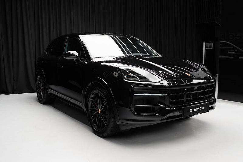 Gebraucht Porsche Cayenne GTS 500 PS (367 kW) 2024 Schwarz SUV