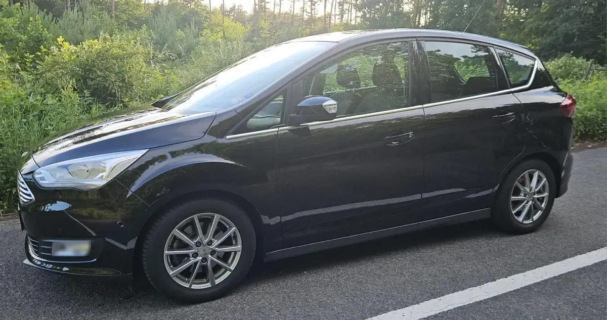 Gebraucht Ford C-MAX 150 PS (110 kW) 2016 Schwarz Van / Kleinbus