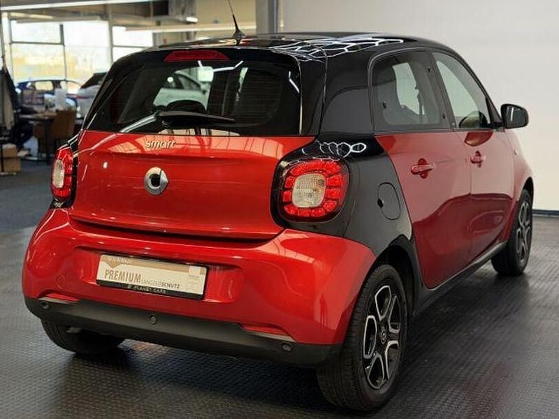 Gebraucht Smart ForFour Basis 90 PS (66 kW) 2016 Rot Kleinwagen