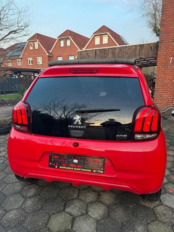 Gebraucht Peugeot 108 82 PS (60 kW) 2015 Rot Kleinwagen
