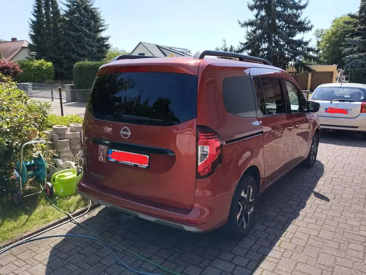 Gebraucht Nissan Townstar Tekna 131 PS (96 kW) 2025 Rot Kombi