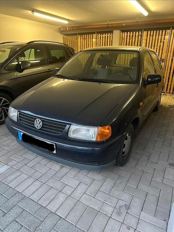 Gebraucht VW Polo 60 PS (44 kW) 1998 Blau Kleinwagen