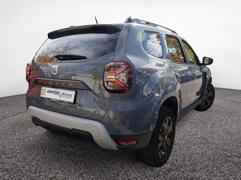 Gebraucht Dacia Duster Extreme 150 PS (110 kW) 2022 Grau SUV