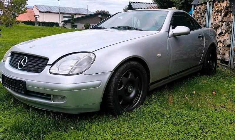 Silber Gebraucht 1998 Mercedes SLK200 Cabrio | 3.825 € (Guter Preis) - Bild 1/4