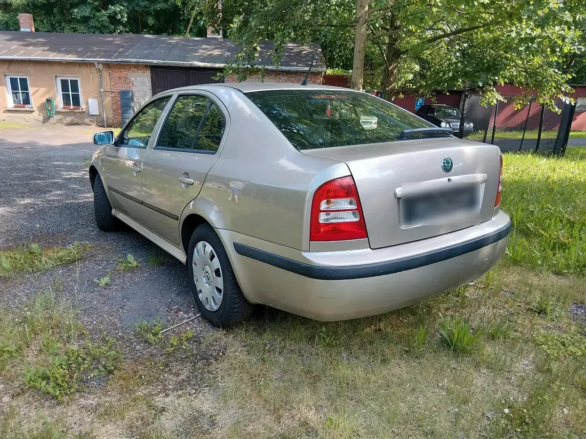 Gebraucht Skoda Octavia 102 PS (75 kW) 2005 Beige Limousine