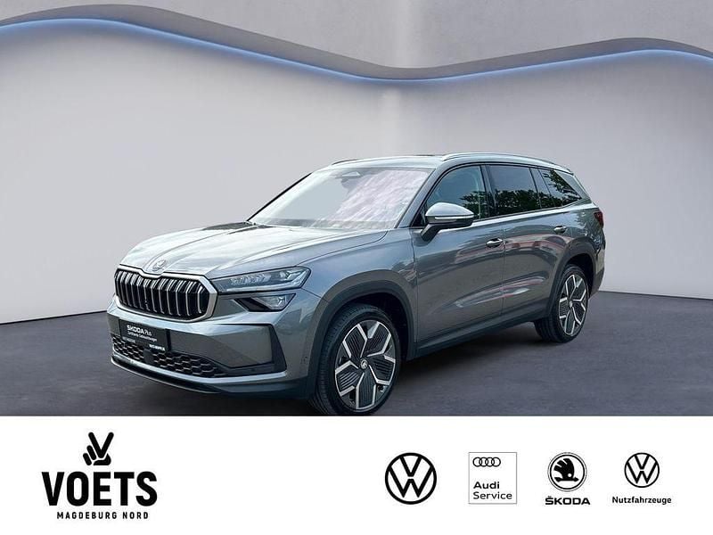 Graphitegrau metallic Gebraucht 2024 Skoda Kodiaq Selection SUV | 49.295 € (Fairer Preis) - Bild 1/4