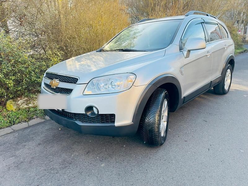Gebraucht Chevrolet Captiva 150 PS (110 kW) 2008 Grau SUV