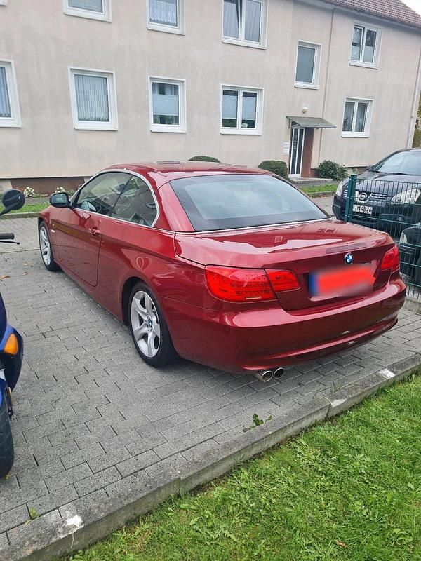 Gebraucht BMW 320 Cabriolet M Sport 184 PS (135 kW) 2014 Rot Cabrio