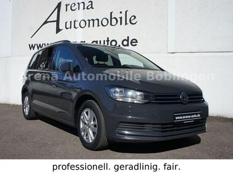 Gebraucht VW Touran 150 PS (110 kW) 2020 Uranograu Van / Kleinbus
