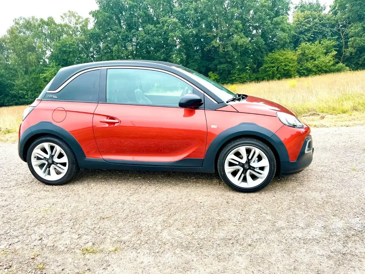 Gebraucht Opel Adam Rocks Rocks 87 PS (63 kW) 2015 Orange Kleinwagen