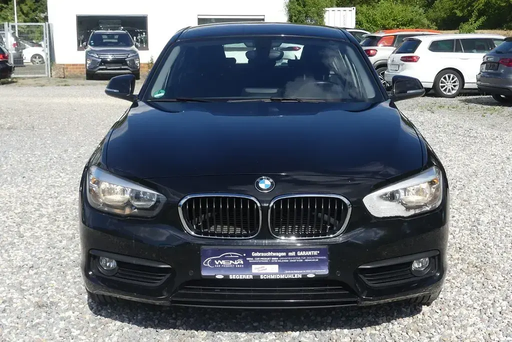 Gebraucht BMW 118 Advantage 136 PS (100 kW) 2017 Schwarz Limousine