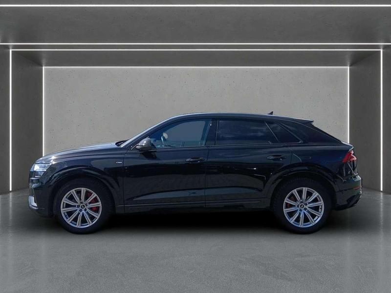 Gebraucht Audi Q8 Competition 340 PS (250 kW) 2023 Mythosschwarz metallic SUV