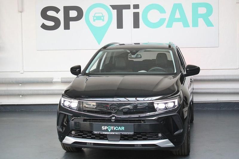 Diamond black (metallic) Gebraucht 2022 Opel Grandland X Ultimate SUV | 21.990 € (Etwas zu teuer) - Bild 1/4