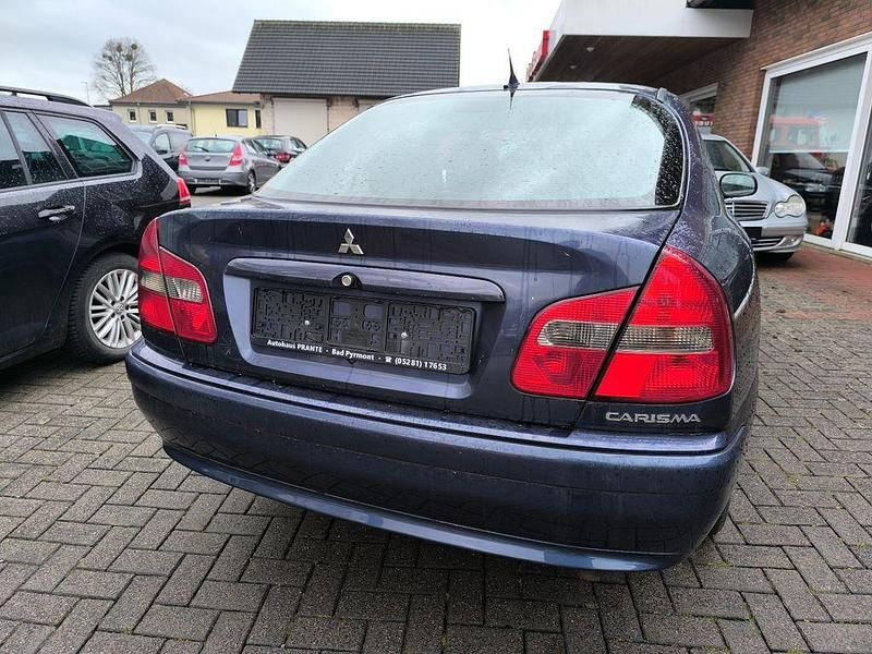 Gebraucht Mitsubishi Carisma 103 PS (75 kW) 2004 Blau Limousine