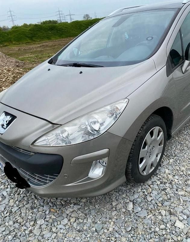 Gold Gebraucht 2011 Peugeot 308 Kombi | 3.000 € (Fairer Preis) - Bild 1/4