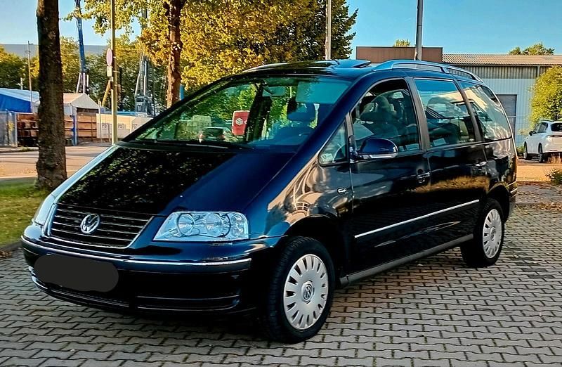 Schwarz Gebraucht 2008 VW Sharan Freestyle Van / Kleinbus | 2.300 € (Superpreis) - Bild 1/4