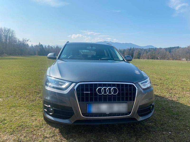 Gebraucht Audi Q3 170 PS (125 kW) 2015 Grau SUV