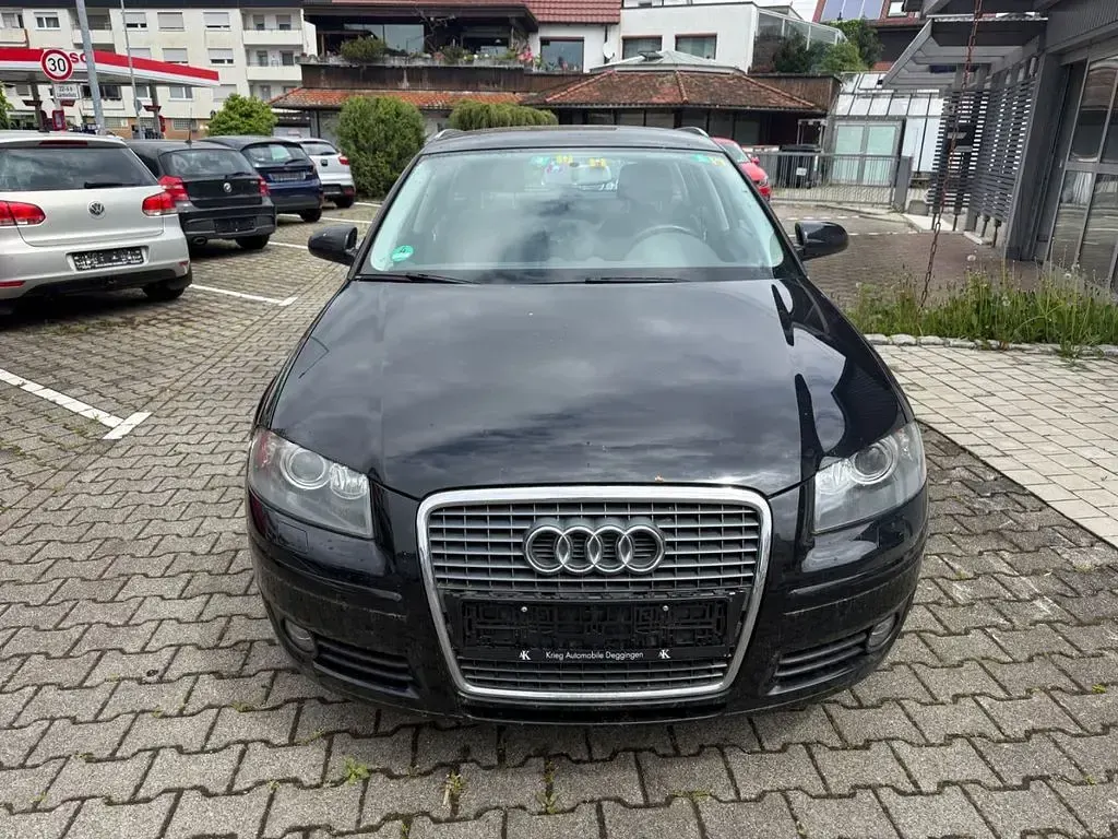 Gebraucht Audi A3 Sportback Ambition 105 PS (77 kW) 2005 Schwarz Kleinwagen