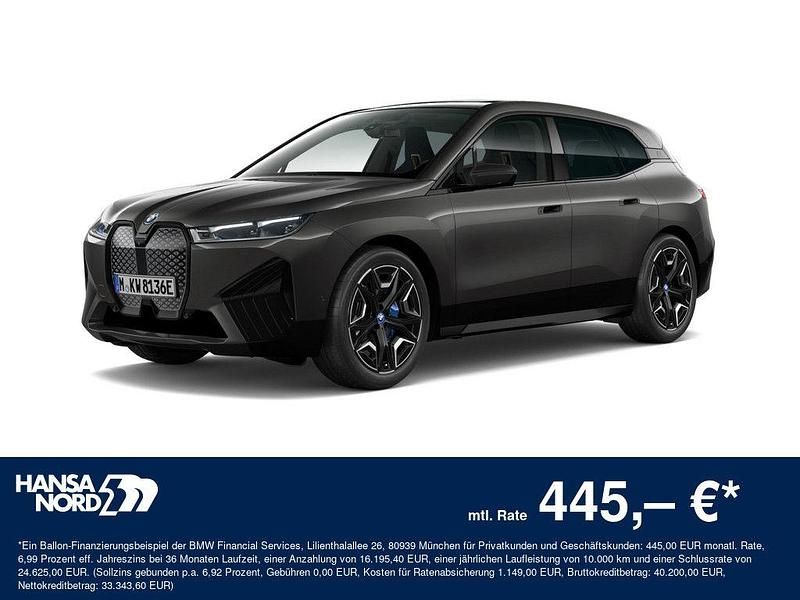 Grau / sophistograu (metallic) Gebraucht 2023 BMW iX Sport Line SUV | 48.390 € (Fairer Preis) - Bild 1/3