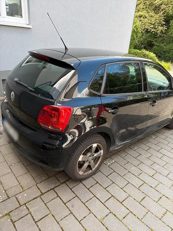 Gebraucht VW Polo 90 PS (66 kW) 2012 Schwarz Kleinwagen