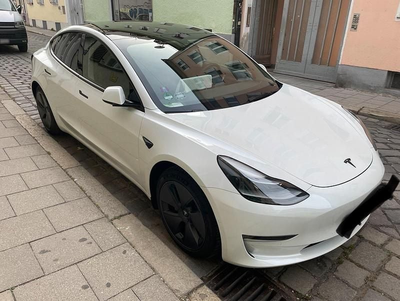 Gebraucht Tesla Model 3 Long Range AWD 366 kW (498 PS) 2022 Weiß Limousine