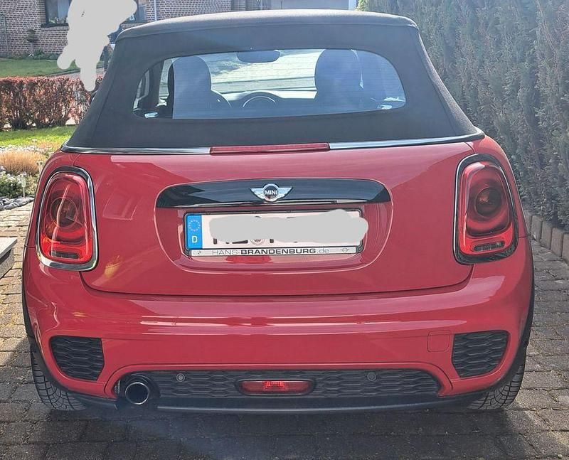 Second-hand Mini Cooper 136 CP (100 kW) 2017 Roșu Hatchback